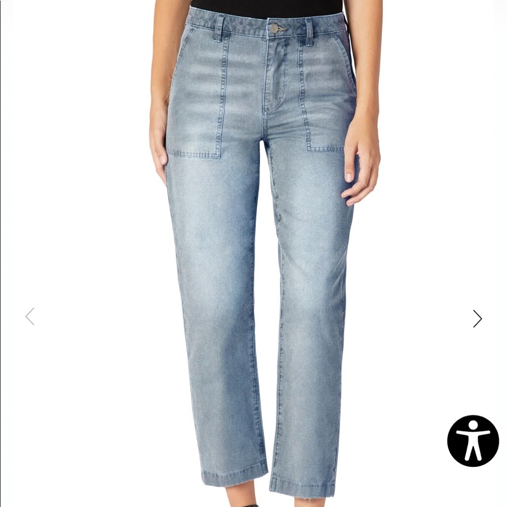 Brand new Joe’s UTILITY STRAIGHT CROP size 29